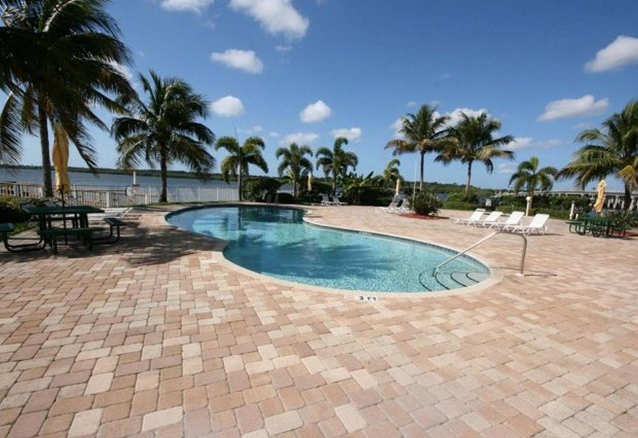 Boca Ciega Resort By Travel Resort Services St. Petersburg Extérieur photo