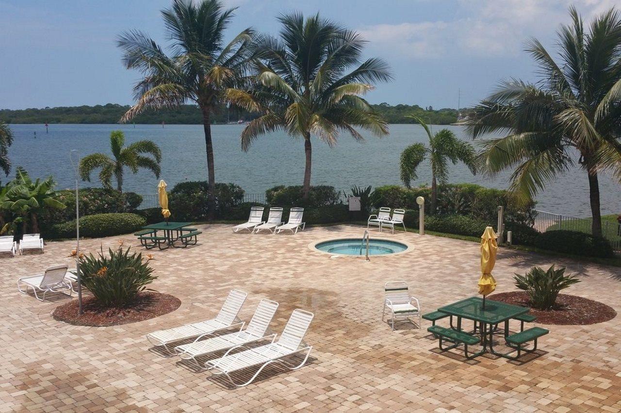Boca Ciega Resort By Travel Resort Services St. Petersburg Extérieur photo